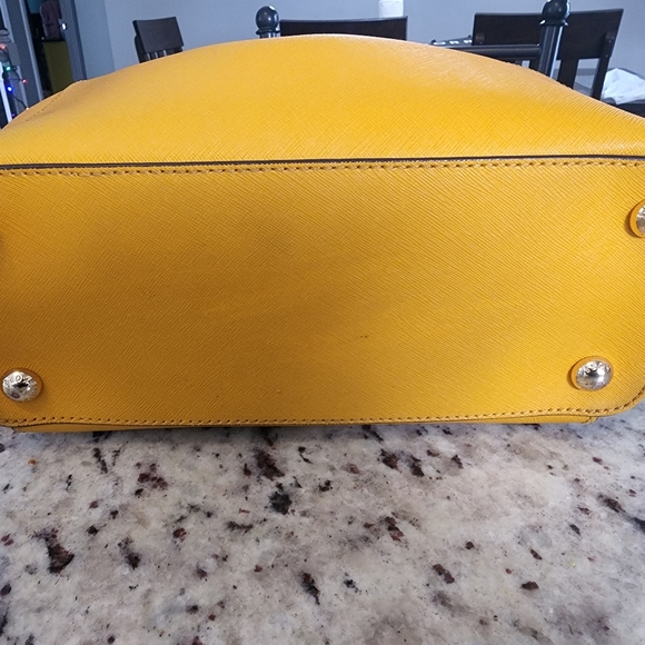 Michael Kors Purse - Picture 4 of 9